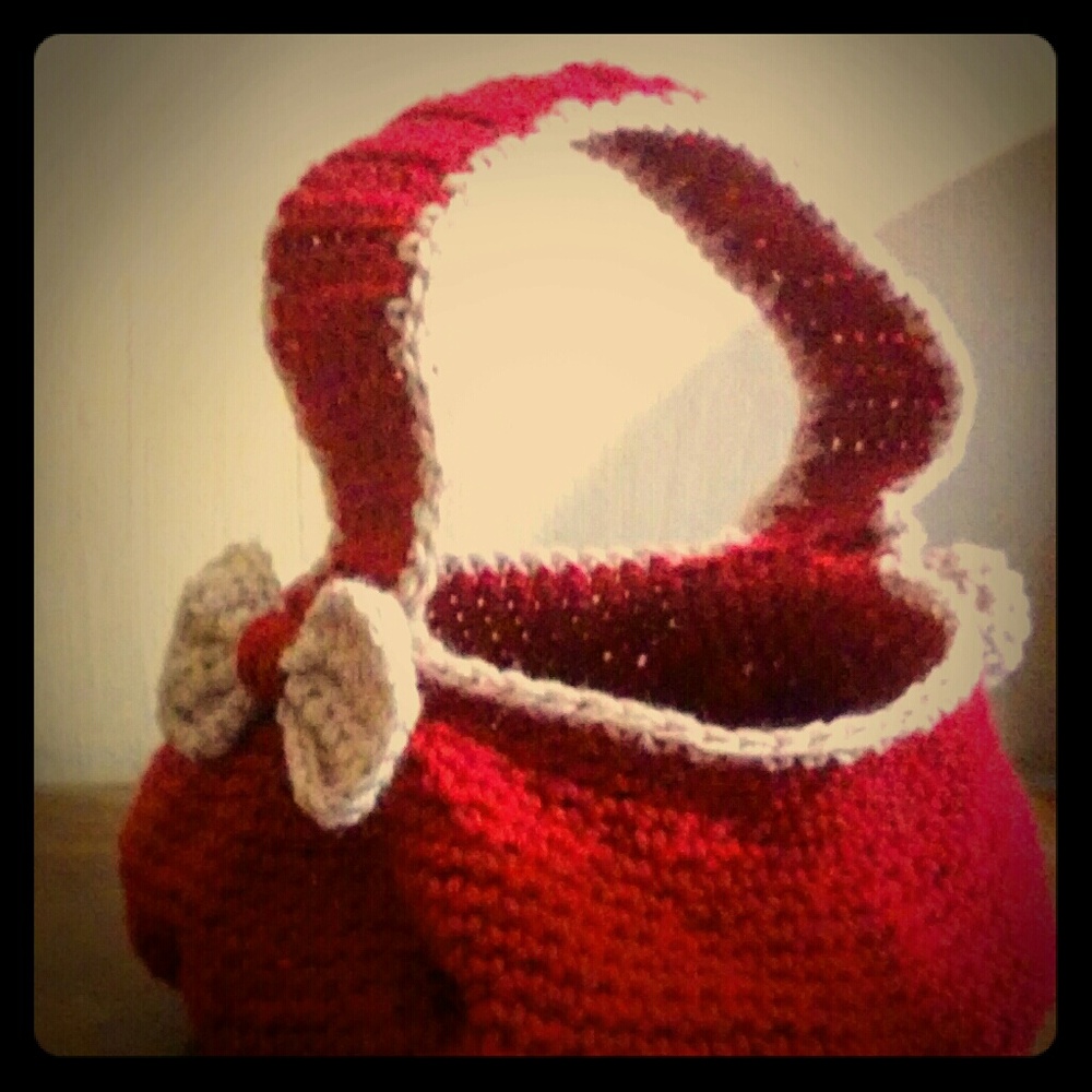 NWOT- crochet girls Easter basket. Hand made by me
